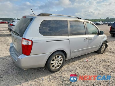 Trzecie zdjęcie samochodu z tyłu: 2009 KIA SEDONA LX VIN:KNDMB233596300303 - miniatura