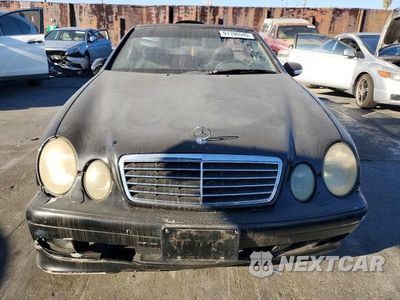 Piąte zdjęcie samochodu w środku: 2000 MERCEDES-BENZ CLK 320 VIN:WDBLK65G3YT039349 - miniatura