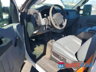 Zdjęcie 8 z 12 samochodu: 2013 FORD F-250 SD * R&D * CLN TITLE * PRI FLEET * VIN:1FTBF2A66DEB81958 - miniatura