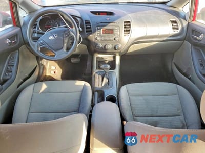 Zdjęcie 8 z 12 samochodu: 2015 KIA FORTE LX VIN:KNAFX4A66F5288499 - miniatura