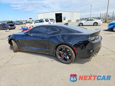Drugie zdjęcie samochodu z przodu: 2022 CHEVROLET CAMARO LT1 VIN:1G1FF1R70N0135431 - miniatura