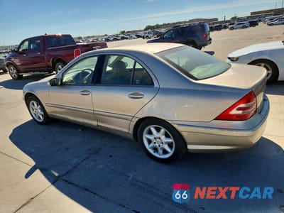 Drugie zdjęcie samochodu z przodu: 2004 MERCEDES-BENZ C 240 4MATIC VIN:WDBRF81J94F487289 - miniatura