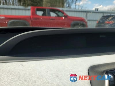 Zdjęcie 9 z 13 samochodu: 2017 TOYOTA PRIUS PRIME PLUS VIN:JTDKARFP4H3037741 - miniatura