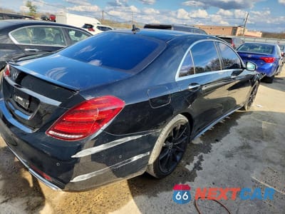 Trzecie zdjęcie samochodu z tyłu: 2018 MERCEDES-BENZ S 450 VIN:WDDUG6GB7JA357121 - miniatura