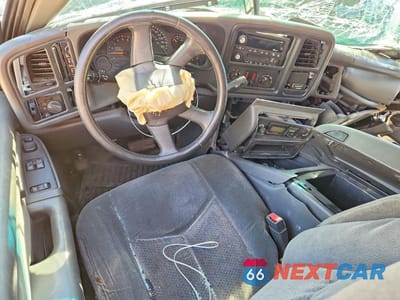 Zdjęcie 8 z 12 samochodu: 2003 CHEVROLET SILVERADO K1500 VIN:1GCEK19T33E111913 - miniatura