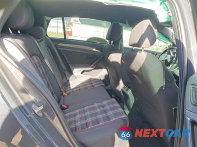 Zdjęcie 10 z 12 samochodu: 2019 VOLKSWAGEN GTI S VIN:3VW6T7AU8KM005360 - miniatura
