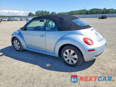 Drugie zdjęcie samochodu z przodu: 2010 VOLKSWAGEN NEW BEETLE VIN:3VWRG3AL4AM004853 - miniatura