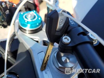 Zdjęcie 8 z 9 samochodu: 2026 CF MOTO 675SS VIN:LCEPEVLP7T6004151 - miniatura
