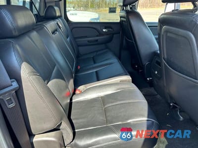 Zdjęcie 6 z 10 samochodu: 2009 CHEVROLET SILVERADO K2500 HEAVY DUTY LTZ VIN:1GCHK63669F139821 - miniatura