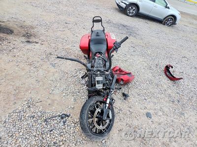 Piąte zdjęcie samochodu w środku: 2024 INDIAN MOTORCYCLE CO. CHALLENGER DARK HORSE VIN:56KLCCRR5R3430278 - miniatura