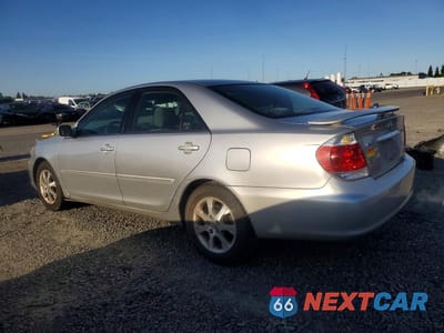 Drugie zdjęcie samochodu z przodu: 2005 TOYOTA CAMRY XLE VIN:4T1BE30K75U100430 - miniatura