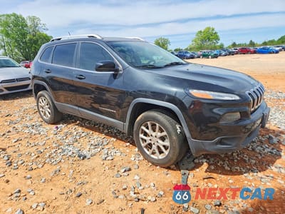 Czwarte zdjęcie samochodu z boku: 2015 JEEP CHEROKEE LATITUDE VIN:1C4PJMCB8FW626501 - miniatura