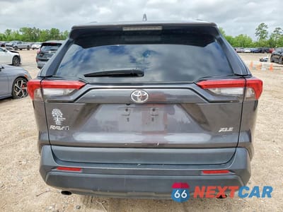 Zdjęcie 6 z 14 samochodu: 2021 TOYOTA RAV4 XLE PREMIUM VIN:2T3C1RFV9MC170880 - miniatura