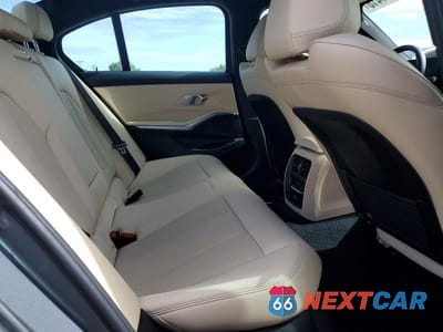 Zdjęcie 10 z 12 samochodu: 2023 BMW 330I VIN:3MW69FF05P8D18025 - miniatura