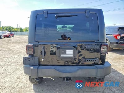 Zdjęcie 6 z 12 samochodu: 2015 JEEP WRANGLER UNLIMITED SAHARA VIN:1C4HJWEG3FL552656 - miniatura