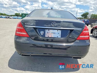 Zdjęcie 6 z 13 samochodu: 2013 MERCEDES-BENZ S 550 VIN:WDDNG7DB8DA510074 - miniatura