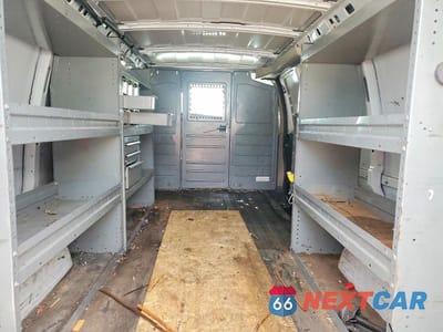 Zdjęcie 10 z 12 samochodu: 2013 CHEVROLET EXPRESS G2500 UTILITY / SERVICE VAN VIN:1GCWGGCA5D1178439 - miniatura