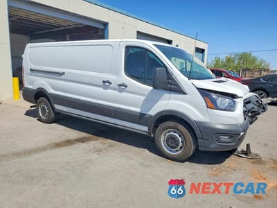 Czwarte zdjęcie samochodu z boku: 2023 FORD TRANSIT T-150 VIN:1FTYE1YG7PKB82256 - miniatura