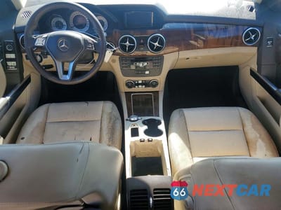 Zdjęcie 8 z 12 samochodu: 2013 MERCEDES-BENZ GLK 350 VIN:WDCGG5HB5DG079069 - miniatura