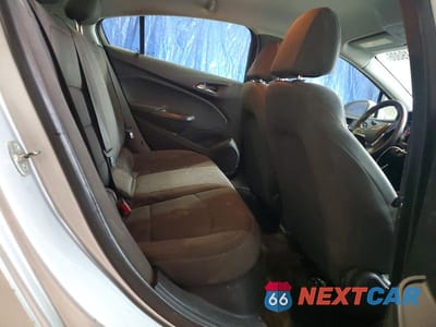 Zdjęcie 10 z 12 samochodu: 2019 CHEVROLET CRUZE LS VIN:1G1BC5SM3K7114008 - miniatura