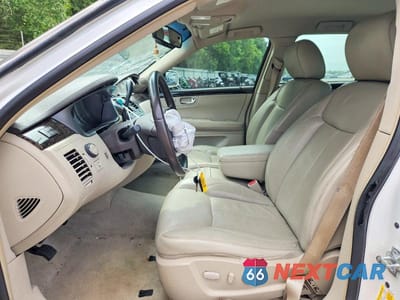 Zdjęcie 7 z 13 samochodu: 2010 CADILLAC DTS VIN:1G6KA5EY5AU108449 - miniatura