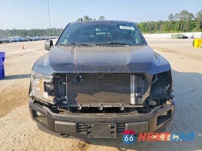 Piąte zdjęcie samochodu w środku: 2020 FORD F150 SUPERCREW VIN:1FTEW1E59LKE68705 - miniatura