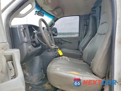 Zdjęcie 7 z 13 samochodu: 2018 CHEVROLET EXPRESS G3500 VIN:1GCZGHFG2J1340896 - miniatura