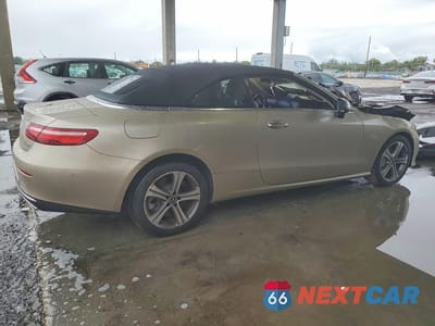 Trzecie zdjęcie samochodu z tyłu: 2018 MERCEDES-BENZ E 400 4MATIC VIN:WDD1K6GB6JF045036 - miniatura