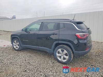 Drugie zdjęcie samochodu z przodu: 2017 JEEP COMPASS LATITUDE VIN:3C4NJDBB4HT660789 - miniatura