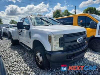 2019 FORD F350 SUPER DUTY 1FT8X3DT0KEC36108 - główne zdjęcie licytacji z USA - miniatura