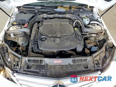 Zdjęcie 11 z 12 samochodu: 2013 MERCEDES-BENZ C 350 VIN:WDDGF5HB1DR254162 - miniatura