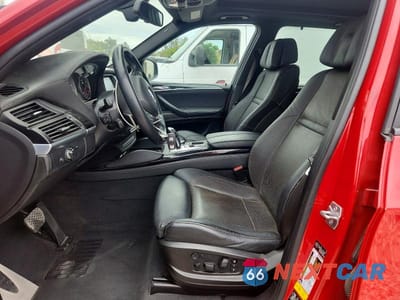 Zdjęcie 7 z 12 samochodu: 2013 BMW X5 M VIN:5YMGY0C59D0C11700 - miniatura