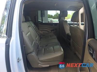 Zdjęcie 6 z 14 samochodu: 2020 GMC YUKON XL C1500 SLT VIN:1GKS1GKC5LR286809 - miniatura