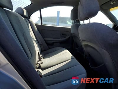 Zdjęcie 10 z 12 samochodu: 2004 HYUNDAI ELANTRA GLS VIN:KMHDN46D64U819609 - miniatura