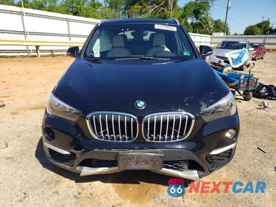 Piąte zdjęcie samochodu w środku: 2018 BMW X1 XDRIVE28I VIN:WBXHT3C38J5L26945 - miniatura