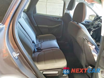 Zdjęcie 11 z 13 samochodu: 2022 FORD ESCAPE SE VIN:1FMCU9G64NUC02920 - miniatura