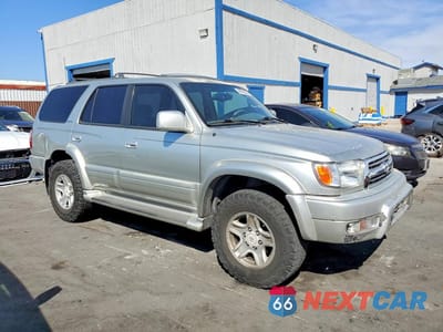 Czwarte zdjęcie samochodu z boku: 1999 TOYOTA 4RUNNER LIMITED VIN:JT3GN87R9X0097765 - miniatura