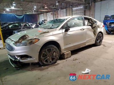 2018 FORD FUSION SE HYBRID 3FA6P0LU3JR197466 - główne zdjęcie licytacji z USA - miniatura