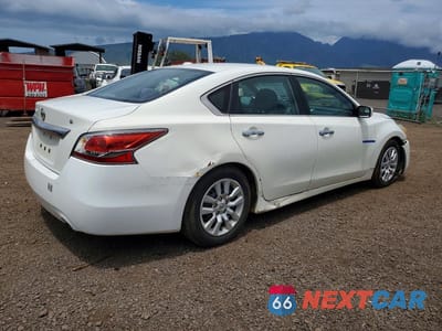 Trzecie zdjęcie samochodu z tyłu: 2015 NISS ALTIMA VIN:1N4AL3AP1FN386082 - miniatura