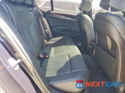 Zdjęcie 10 z 12 samochodu: 2019 BMW 530 I VIN:WBAJA5C50KWW38641 - miniatura
