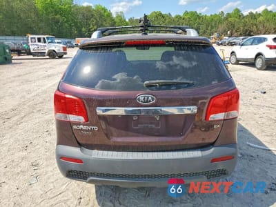 Zdjęcie 6 z 13 samochodu: 2012 KIA SORENTO EX VIN:5XYKUDA6XCG251176 - miniatura