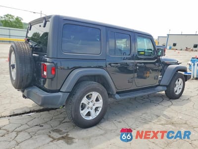 Trzecie zdjęcie samochodu z tyłu: 2020 JEEP WRANGLER UNLIMITED SPORT VIN:1C4HJXDG8LW331426 - miniatura