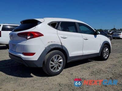 Trzecie zdjęcie samochodu z tyłu: 2016 HYUNDAI TUCSON SE VIN:KM8J33A48GU034233 - miniatura