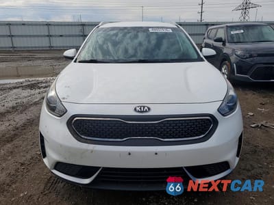 Piąte zdjęcie samochodu w środku: 2019 KIA NIRO LX VIN:KNDCB3LC0K5246132 - miniatura