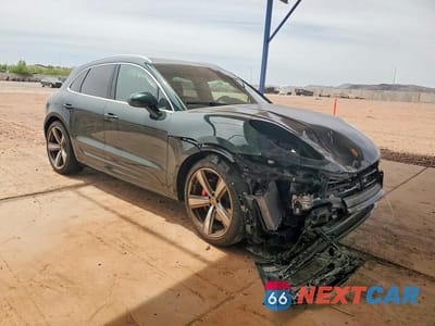 Czwarte zdjęcie samochodu z boku: 2023 PORSCHE MACAN S VIN:WP1AG2A59PLB40237 - miniatura
