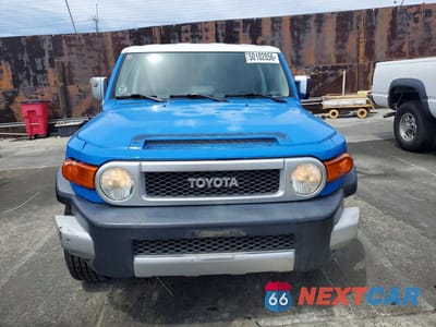 Piąte zdjęcie samochodu w środku: 2007 TOYOTA FJ CRUISER BASE VIN:JTEZU11FX70002896 - miniatura