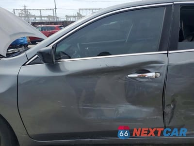 Zdjęcie 7 z 12 samochodu: 2017 NISSAN ALTIMA 2.5 S VIN:1N4AL3AP8HC290271 - miniatura