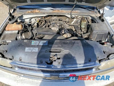 Zdjęcie 11 z 12 samochodu: 2002 CHEVROLET SILVERADO C1500 VIN:2GCEC19T921249758 - miniatura