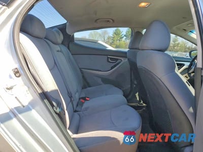 Zdjęcie 10 z 12 samochodu: 2012 HYUNDAI ELANTRA GLS VIN:5NPDH4AE7CH094624 - miniatura