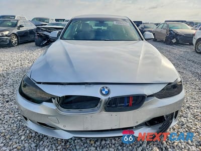 Piąte zdjęcie samochodu w środku: 2015 BMW 320 I VIN:WBA3B1G53FNT07914 - miniatura